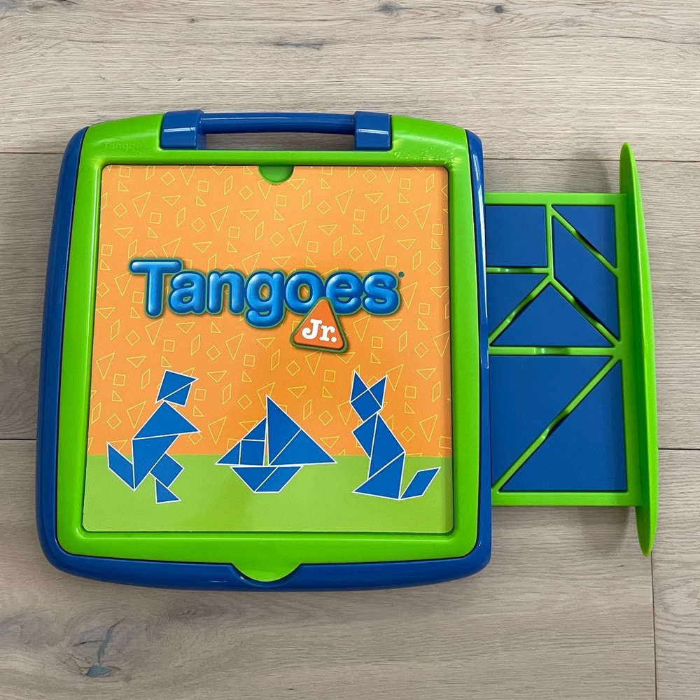 Tangoes Jr - Tangrams
